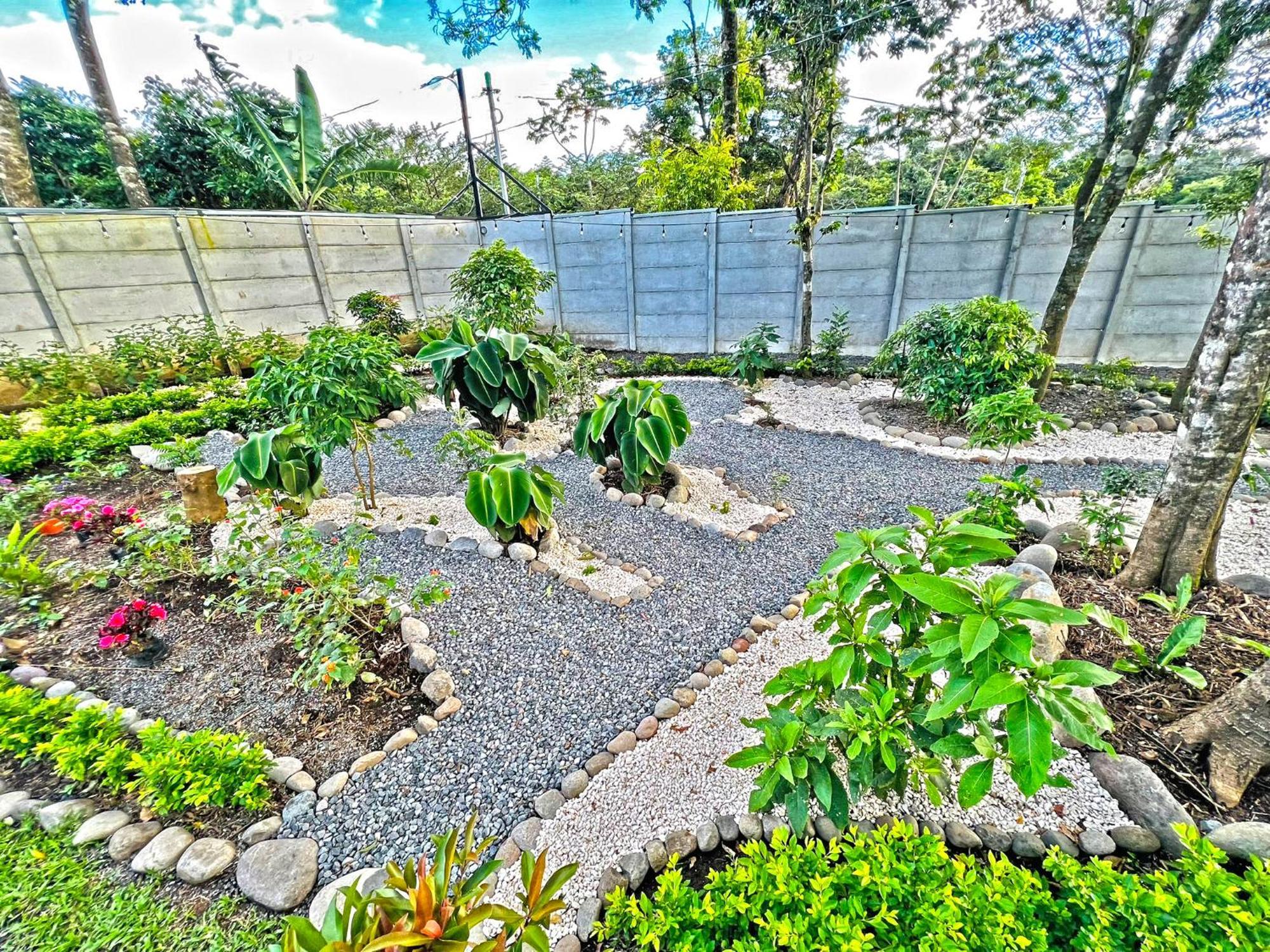 Monteverde Magic Mountain Luaran gambar